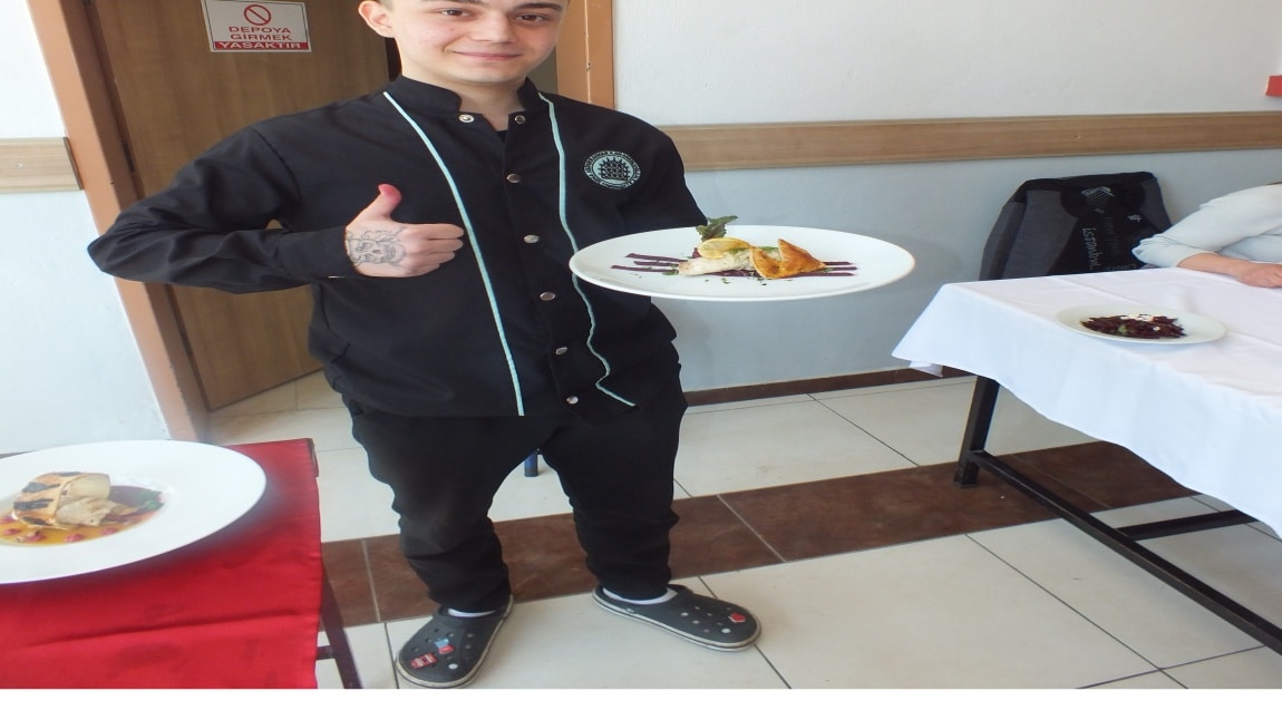 OKULUMUZDAN BİR GÜNDE YAPILAN DERSLERE AİT BİR PAYLAŞIM